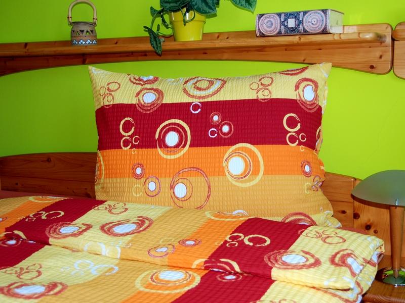 Povlečení Krep NK 702 Bublinky oranžové
