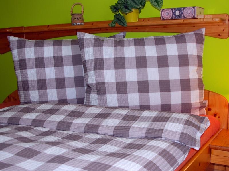 Povlečení Krep NK 717 Káro hnědé